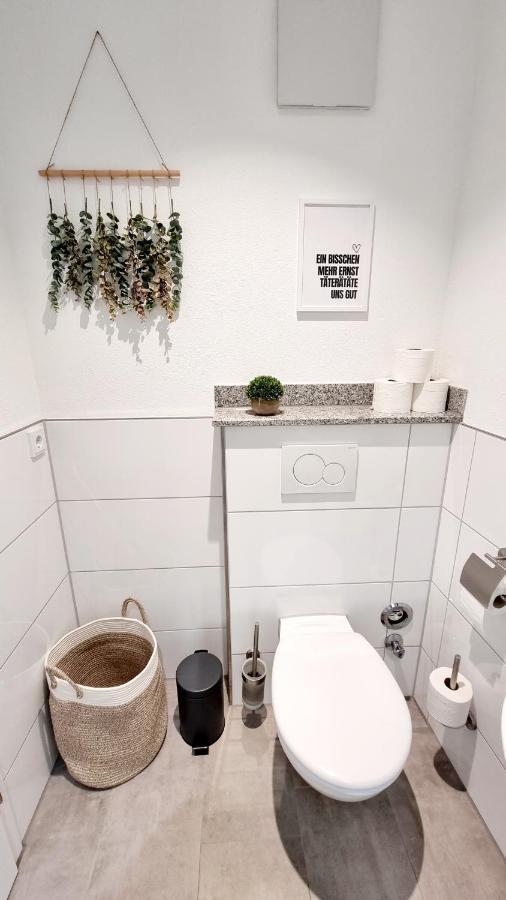 Stadtgarten-Studios - Im Zentrum Mit Parkplatz Вайнгартен Екстериор снимка