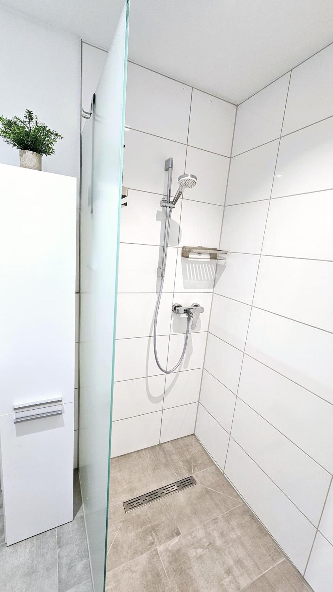 Stadtgarten-Studios - Im Zentrum Mit Parkplatz Вайнгартен Екстериор снимка