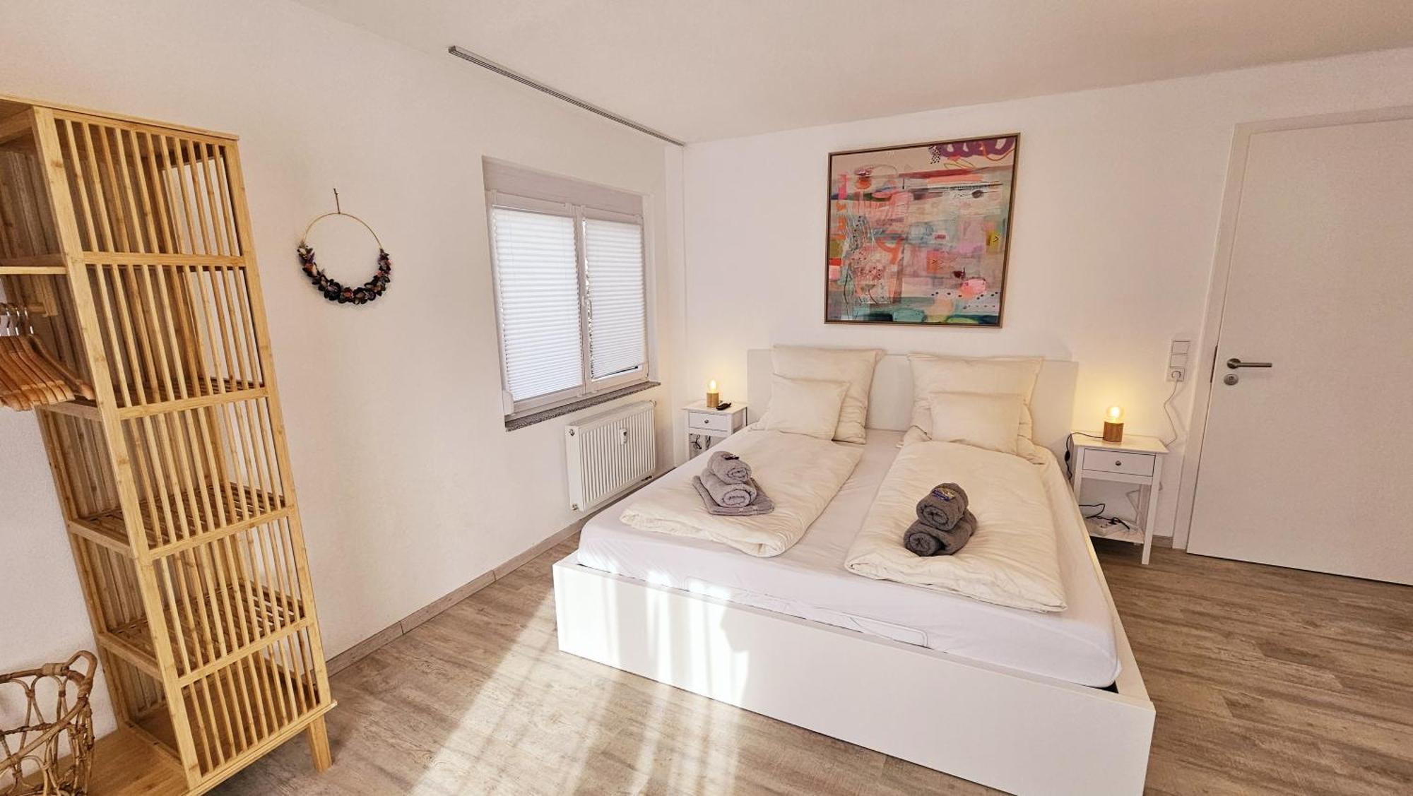 Stadtgarten-Studios - Im Zentrum Mit Parkplatz Вайнгартен Екстериор снимка